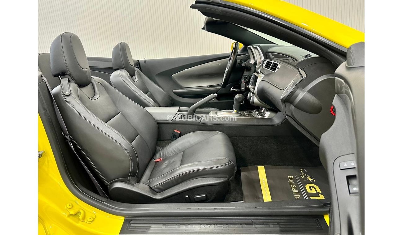 Chevrolet Camaro 2015 Chevrolet Camaro RS, Service History, Excellent Condition, GCC