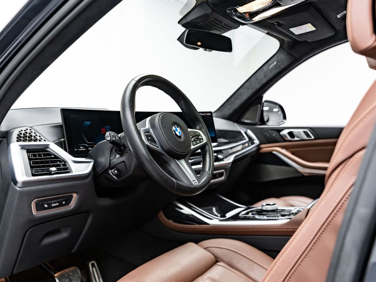 BMW X7 40i 3.0L BMW X7 xDrive40i, August 2028 BMW Warranty + Service Contract, Low KMs, GCC