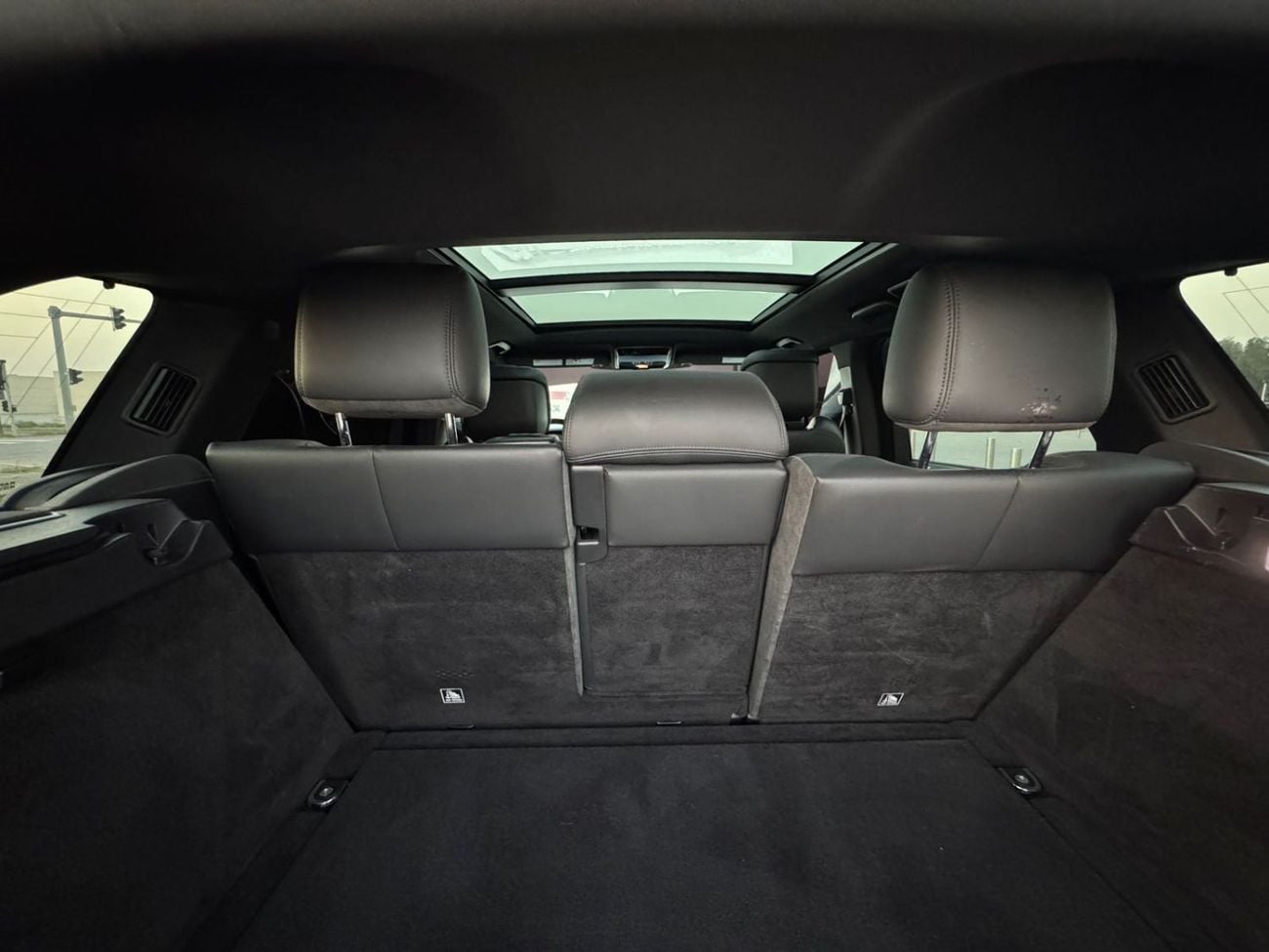 Land Rover Range Rover Sport HSE DYNAMIC RANGE ROVER SPORT FULL OPTION Dynamic Black P525 5.0L