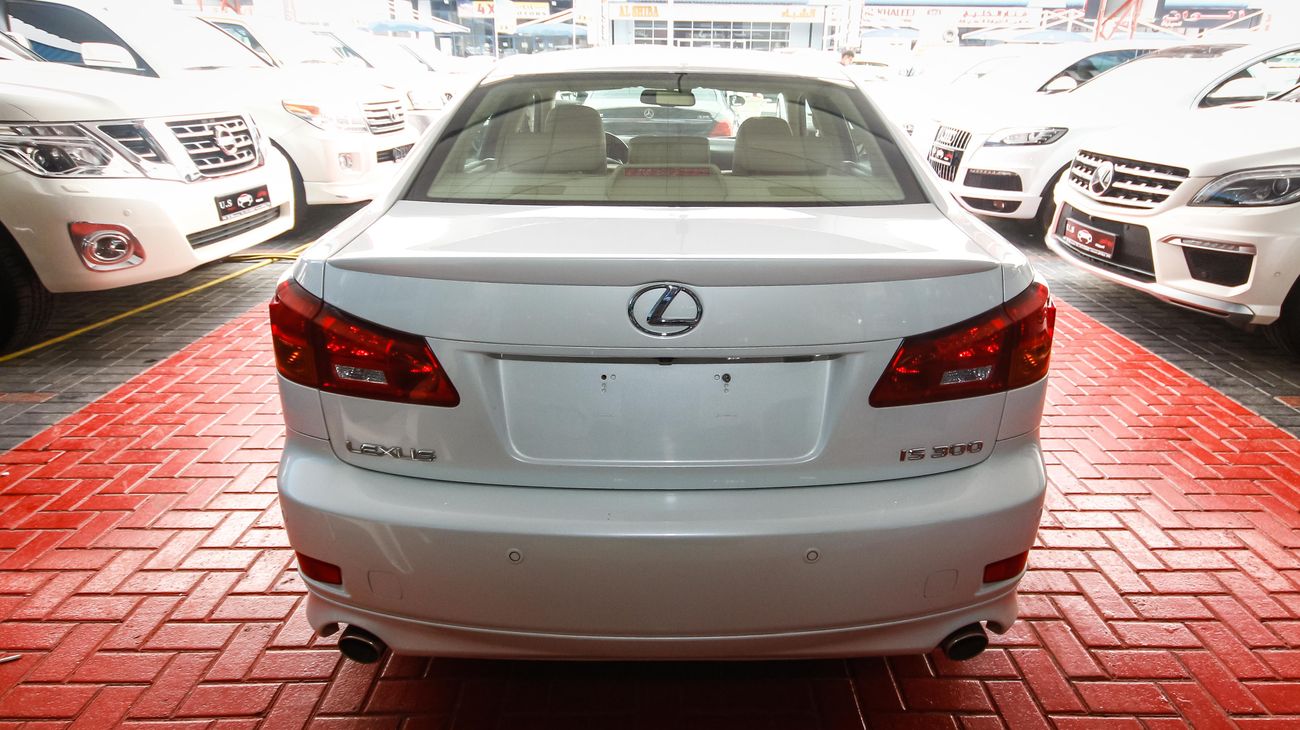 Lexus IS300