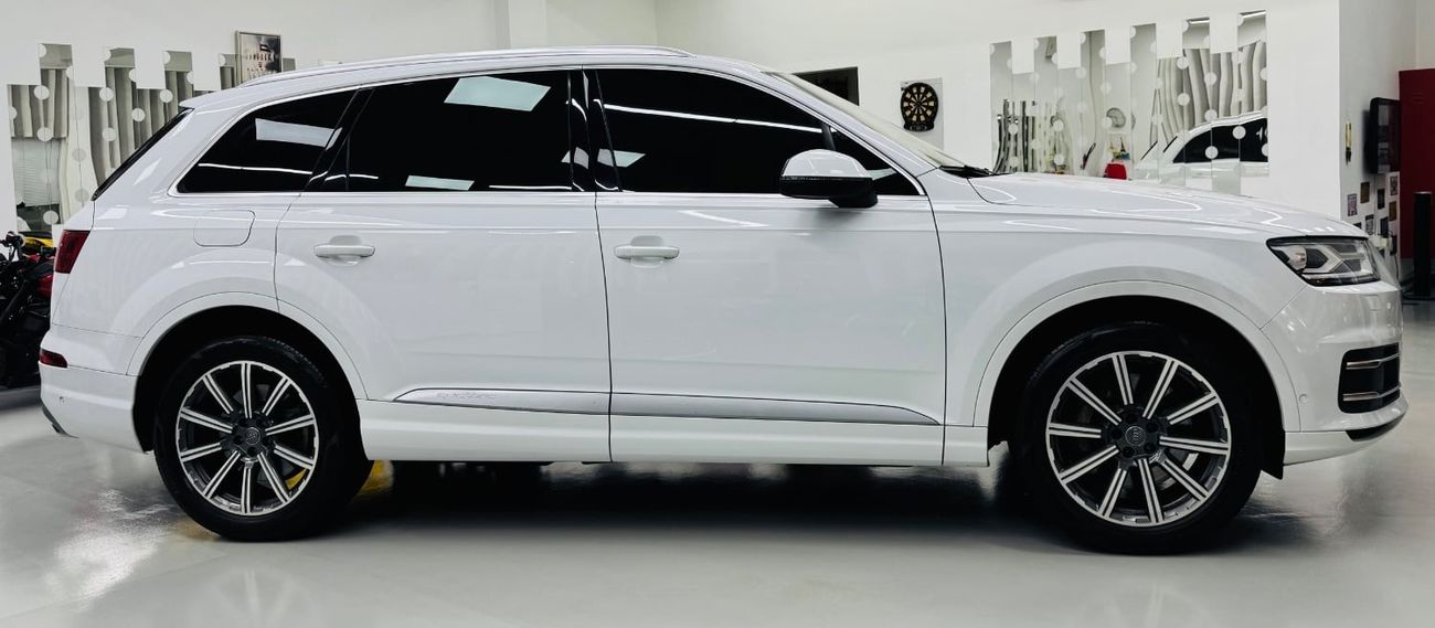 أودي Q7 45 TFSI quattro 3.0L