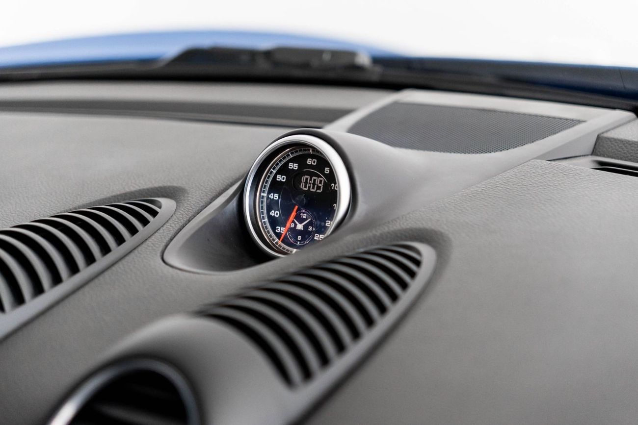 Porsche 718 Cayman S