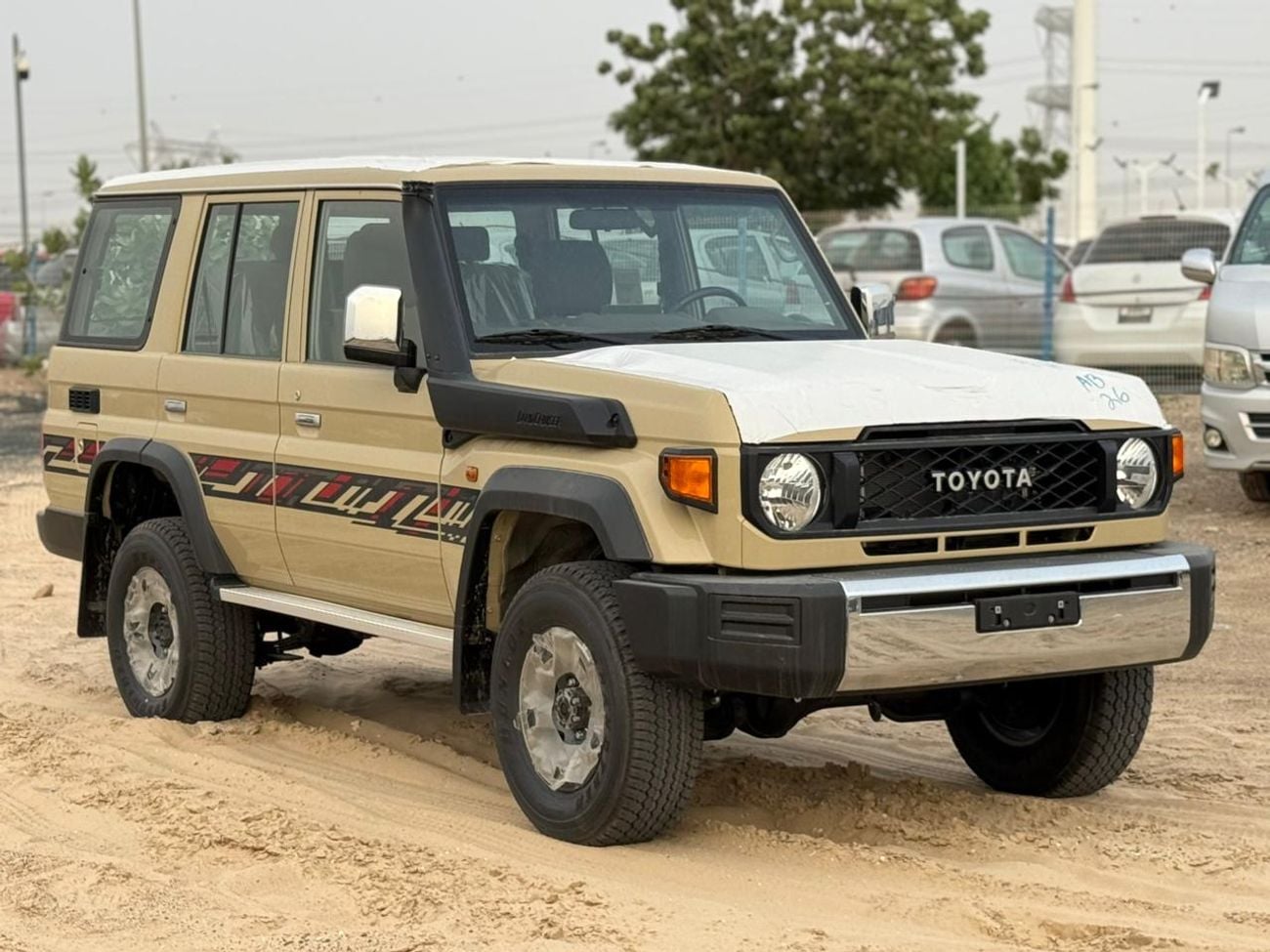 Toyota Land Cruiser 70 4.0L MID OPTION MANUAL WITH COOLING BOX