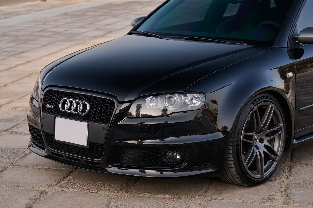 Audi RS4 Black Optics