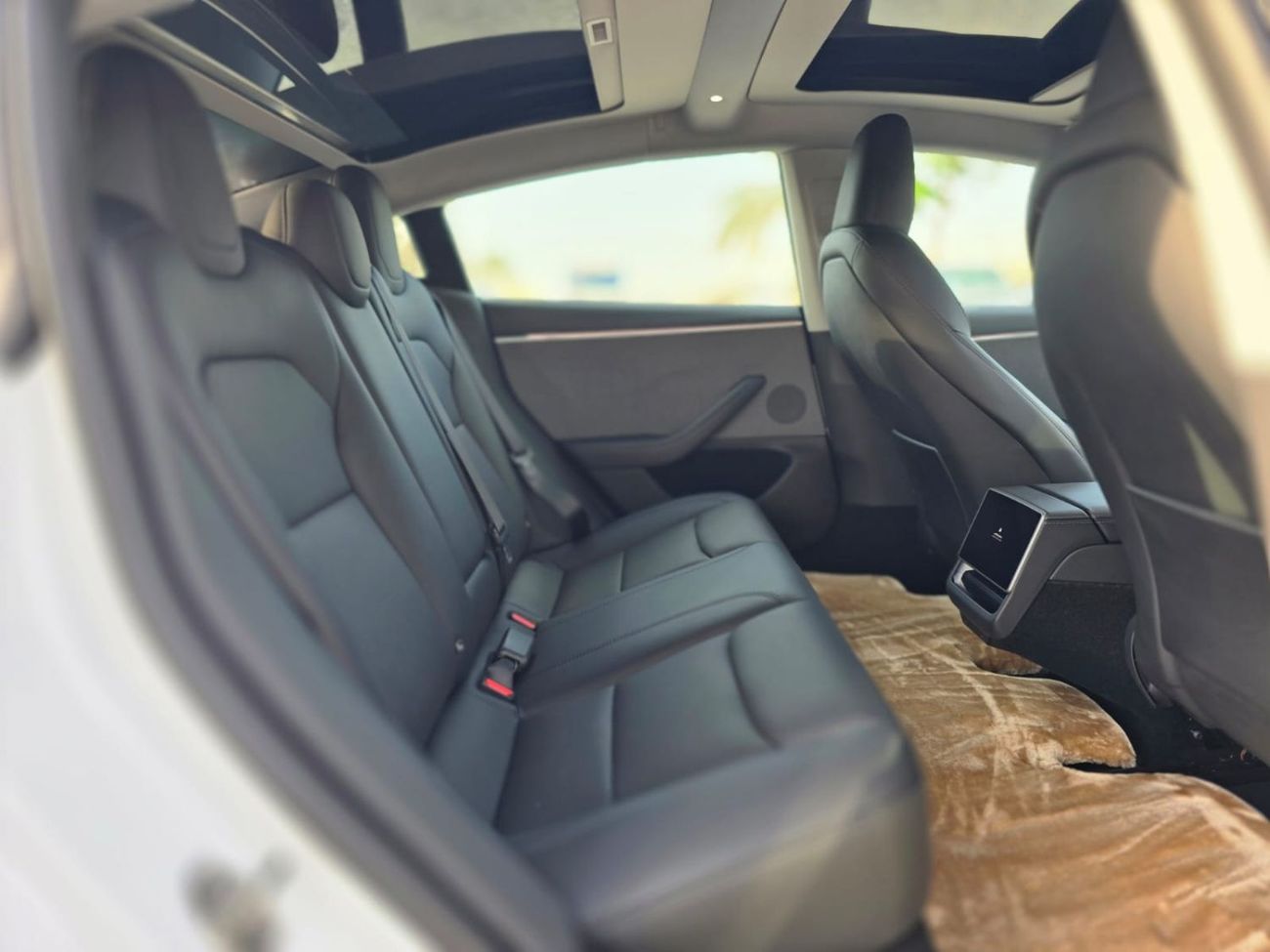 Tesla Model 3 Rear-Wheel Drive 2024 GCC WITH 8 YEARS TESLA WARRANTY IN MINT CONDITION