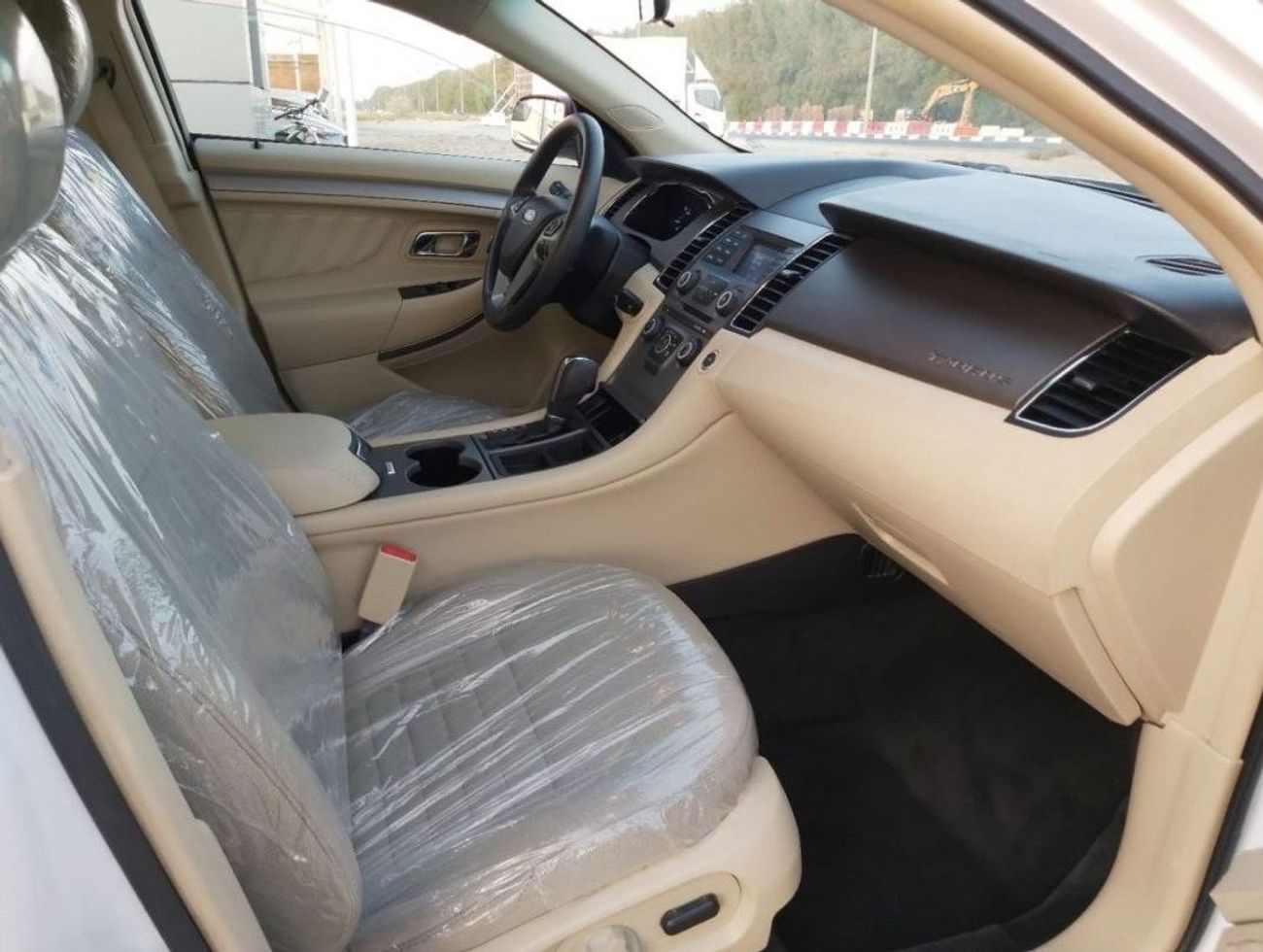 Ford Taurus SEL Very Clean Car