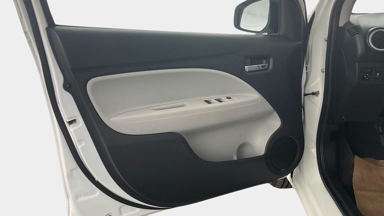 ميتسوبيشي اتراج GLX Full | upto AED 20,000 Ramadan Discount | شامل الضمان | 0 ﺪﻔﻋﺓ ﺃﻮﻟﻯ