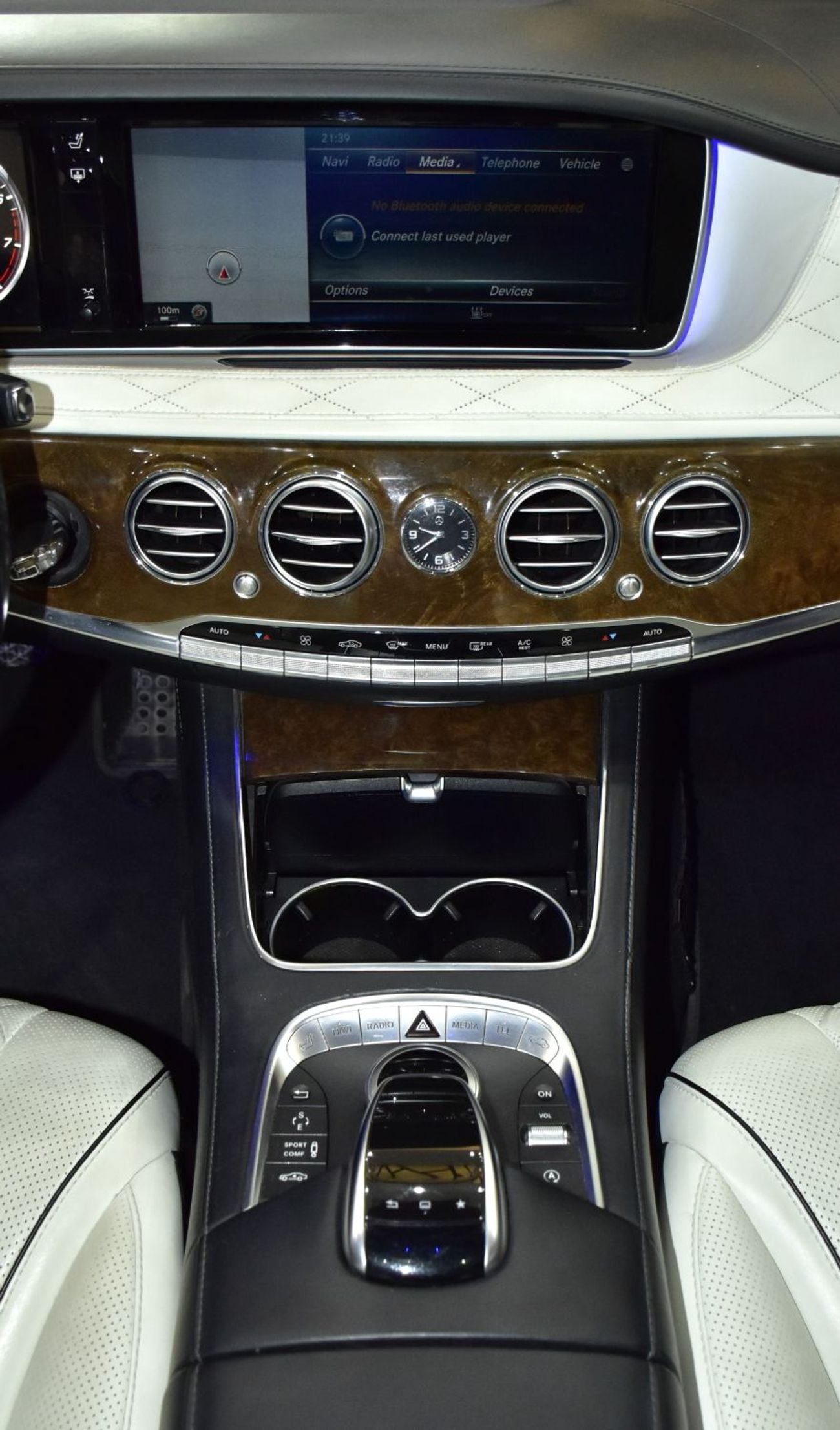 Mercedes Benz S550 EXCELLENT DEAL for our Mercedes Benz S550 ( 2016 Model ) in White Color American Specs