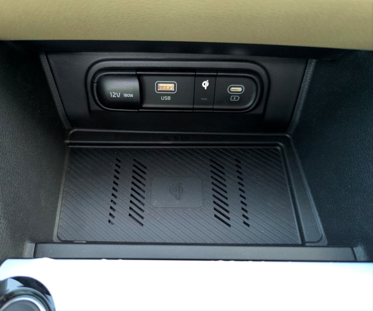 Kia Sportage 2.0L MPI LX (FWD)