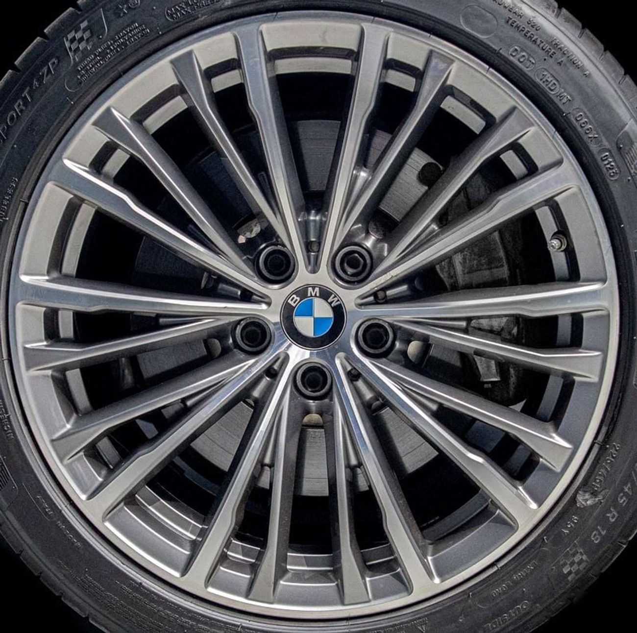 BMW 330i Luxury Line 2.0L