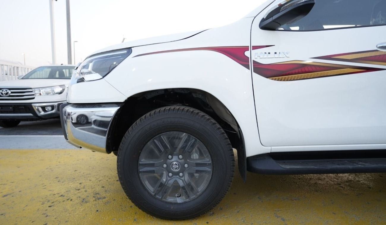 تويوتا هيلوكس GLX  2.7L 4WD