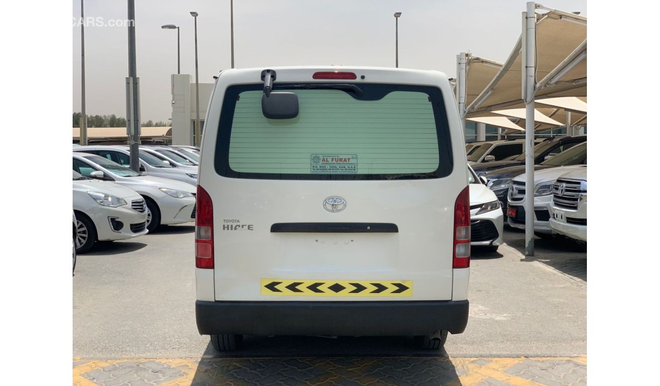 تويوتا هاياس Toyota Hiace 2018 van A/C in the back