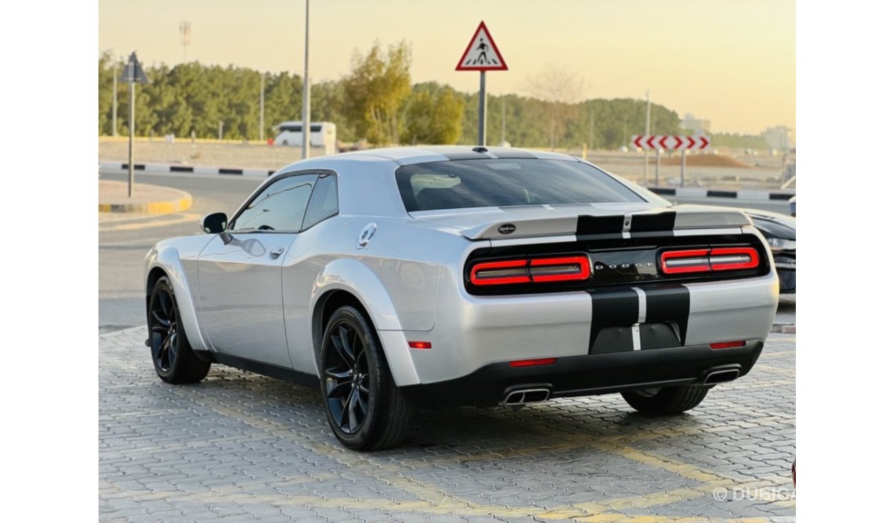 Dodge Challenger SXT For sale