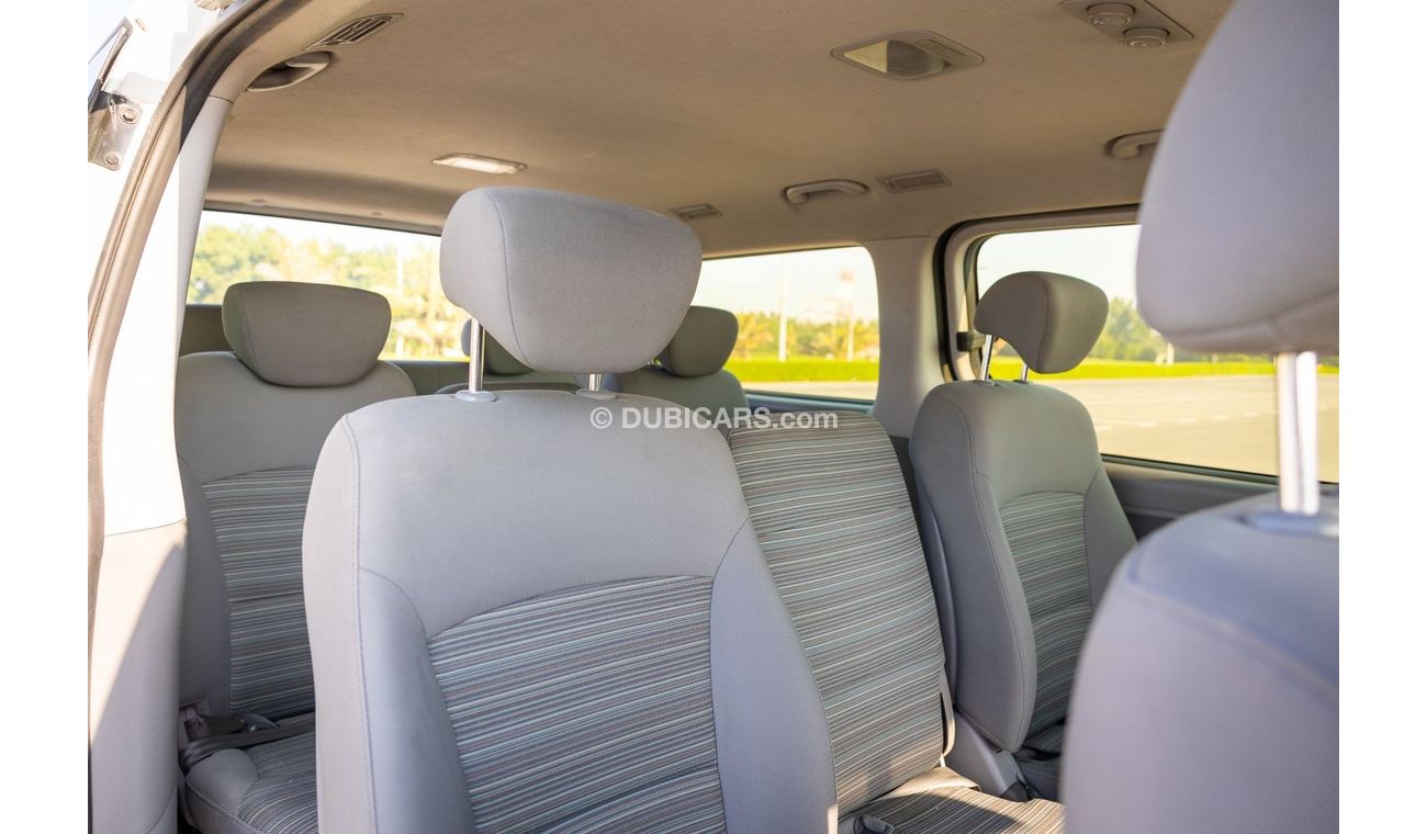 هيونداي H-1 Std 2019 12 Executive Seats Fully Automatic - 2.4L, 4cyl Petrol A/T | GCC Specs | Book Now