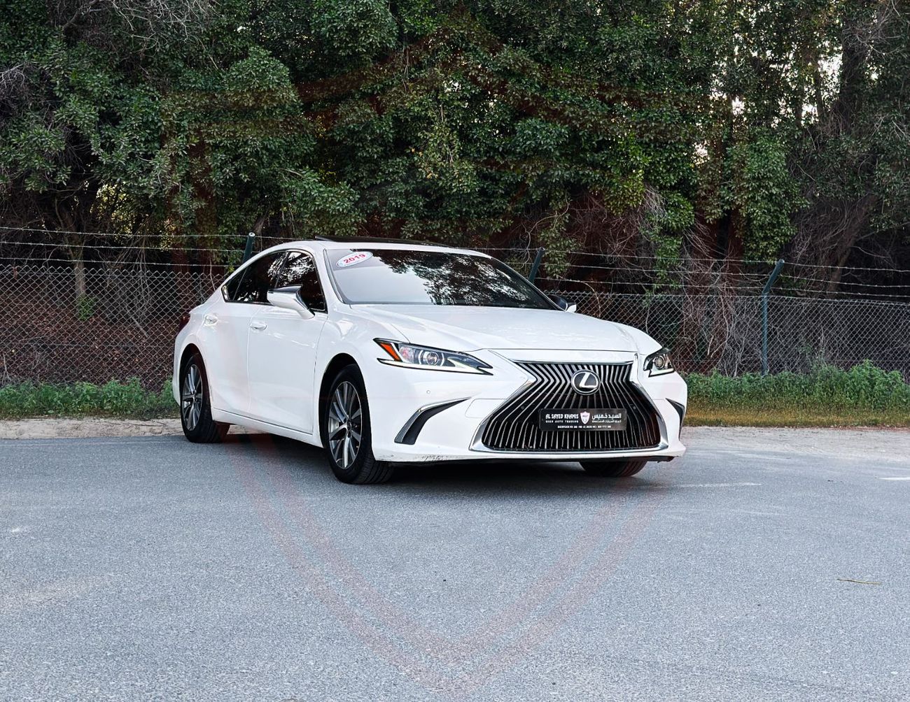 Lexus ES350 Premier 3.5L FWD Lexus ES350 | 3.5 L | 2019 | GCC | Full Option | Accident-Free |  In Excellent Cond