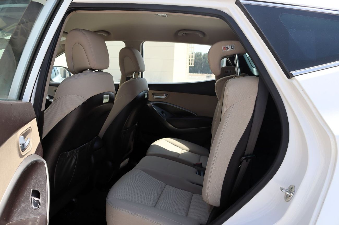 هيونداي سانتا في GL 2.4L FWD