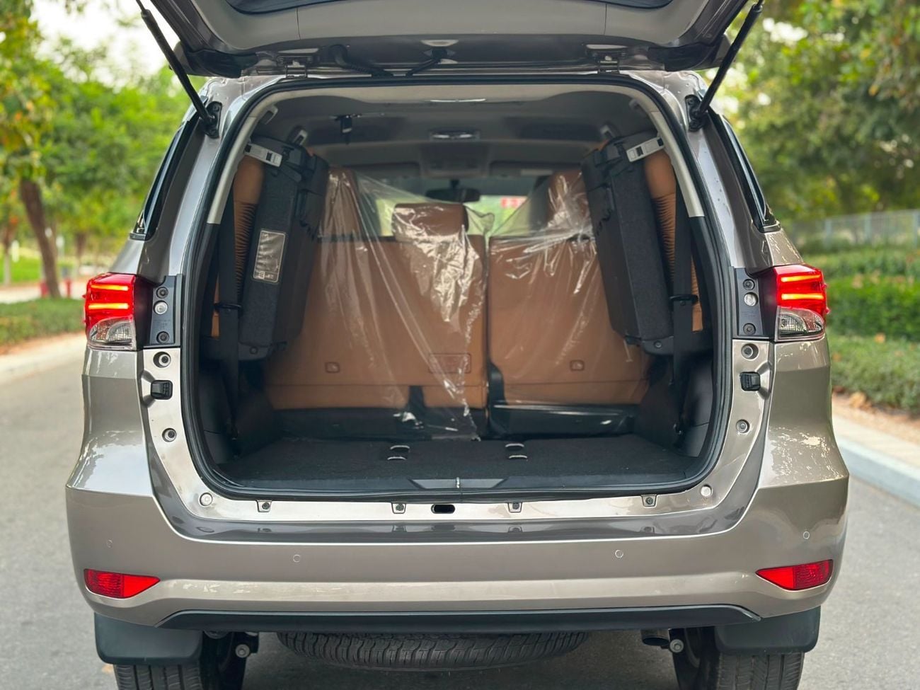 Toyota Fortuner GXR, миниатюра 14