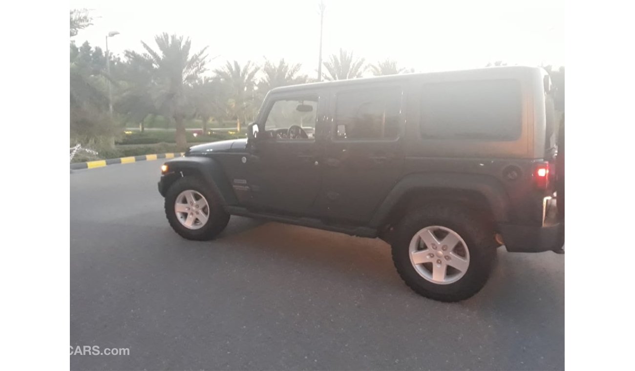 Jeep Wrangler Jeep 2017 us very good condition km70000