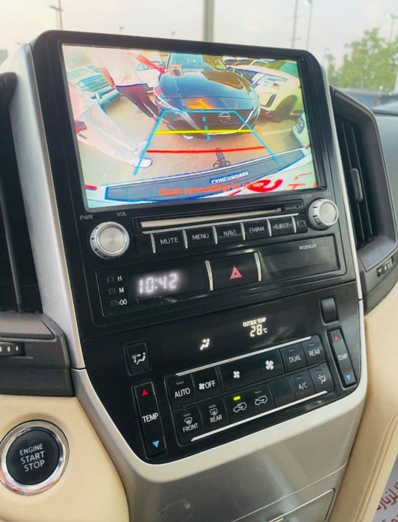 تويوتا لاند كروزر Toyota Land Cruiser 2017 LHD v8 full options