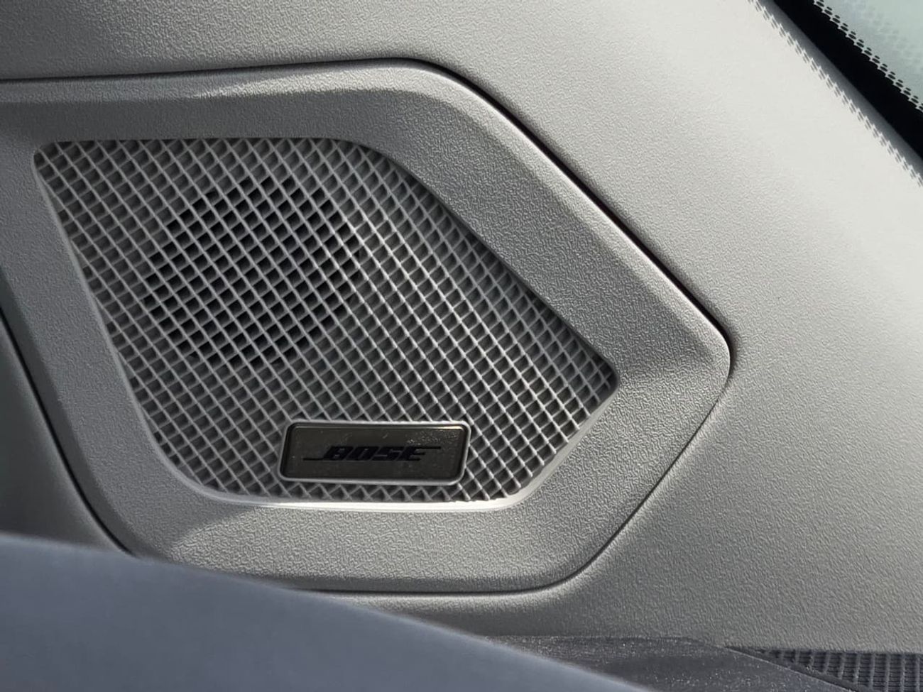 نيسان إكستيرا Platinum 2.5L AWD