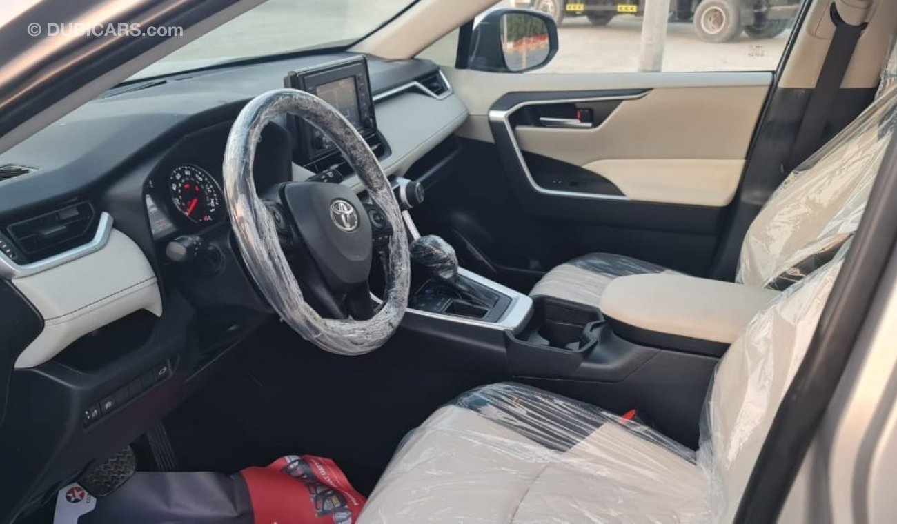 Toyota RAV4 2020 XLE Full Option