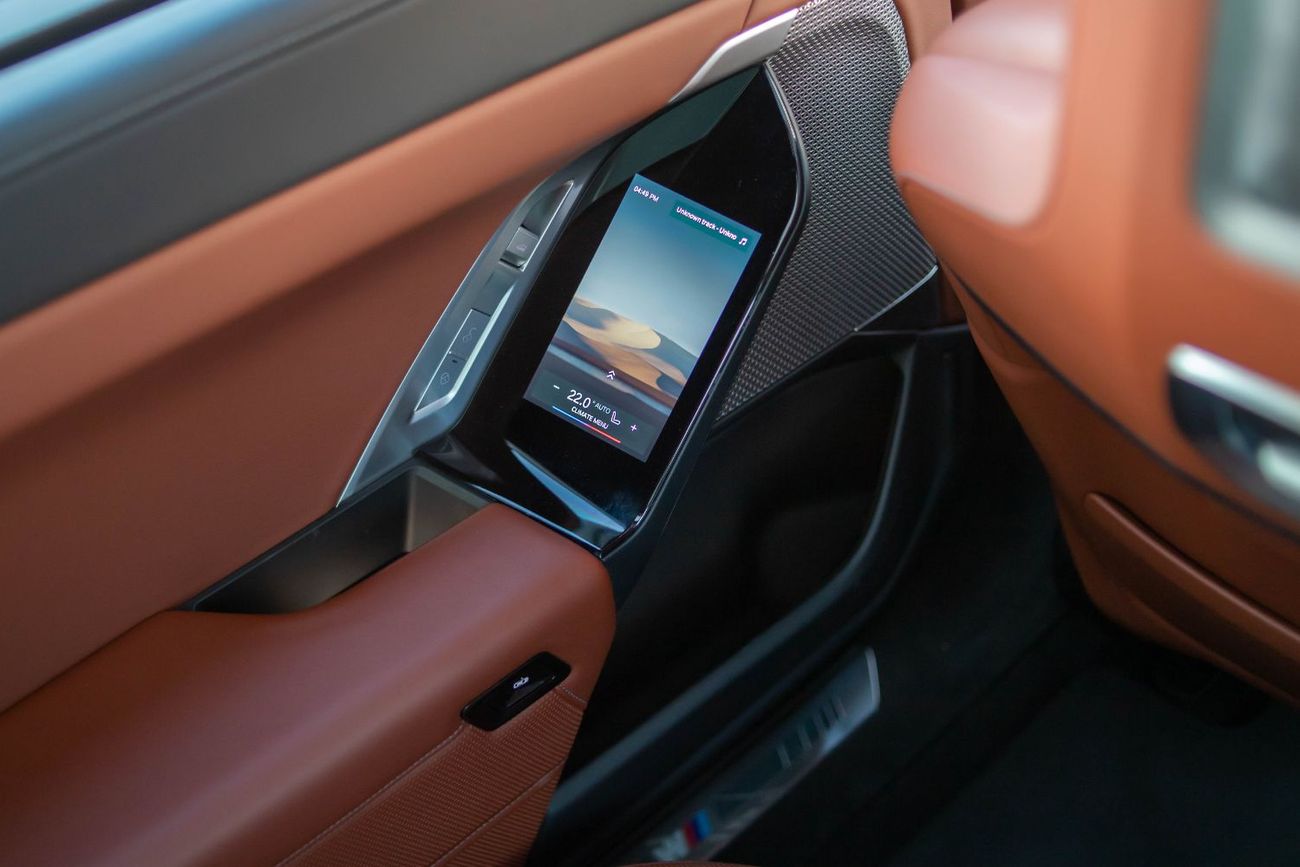 بي أم دبليو 735i BMW 735i 2023 | GCC Specs | Full Option | Excellent Condition