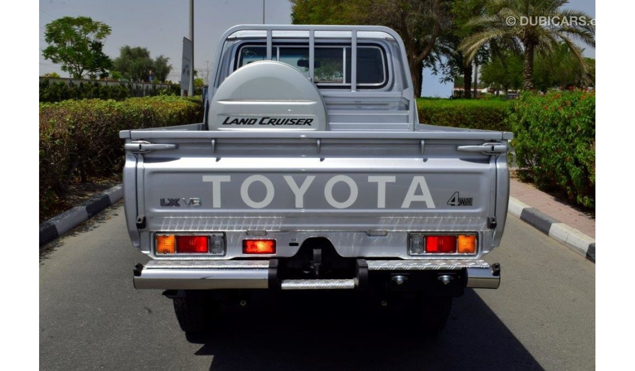 Toyota Land Cruiser Pick Up LX V6 4.0L Petrol 4WD