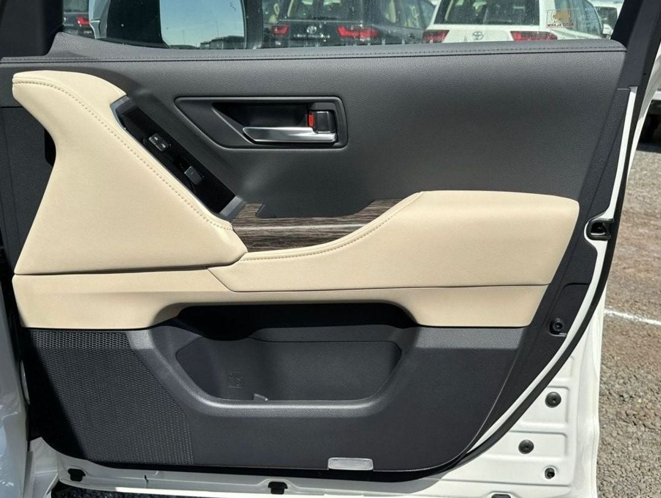 تويوتا لاند كروزر 2026Toyota Land Cruiser 3.3L Twin Turbo Diesel Automatic Zero KM
