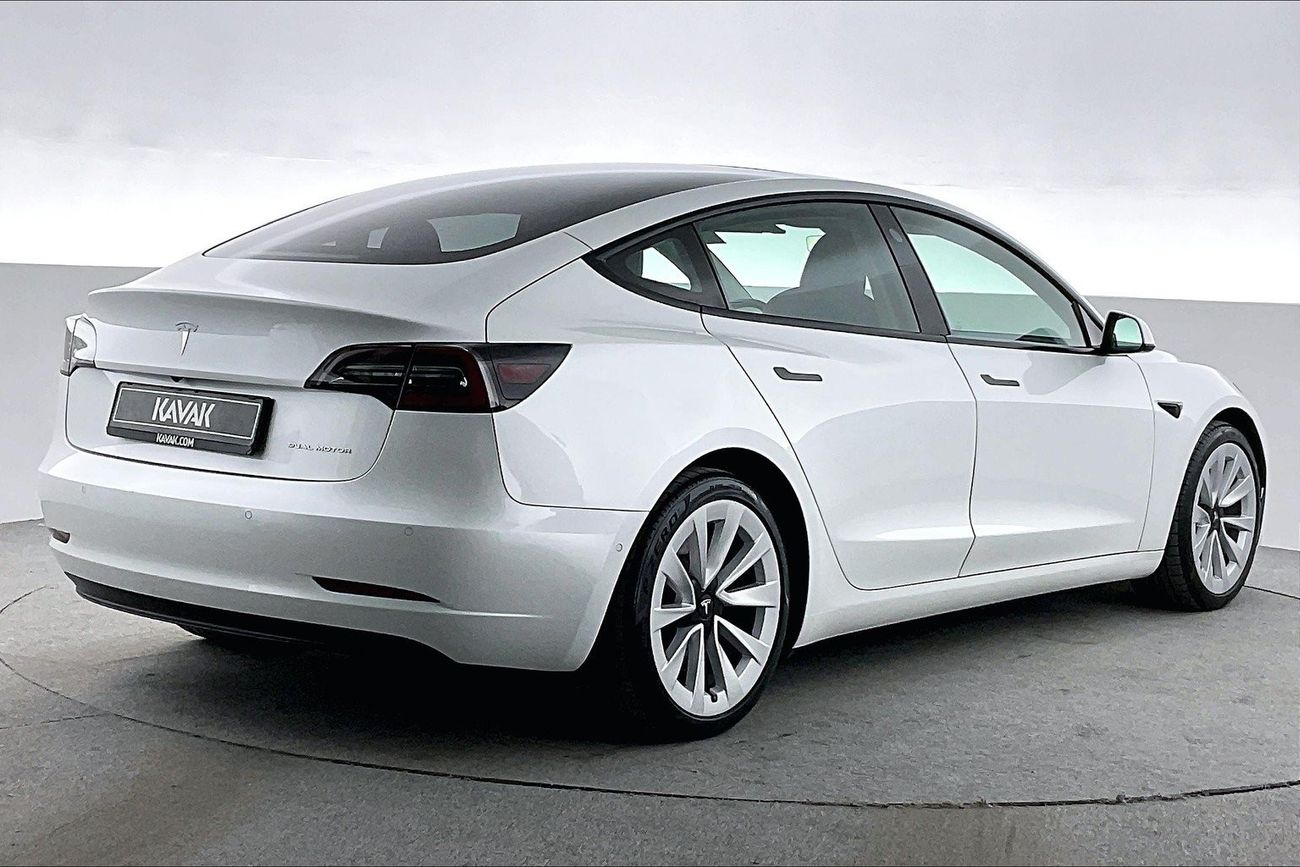 تسلا موديل 3 Long Range (Dual Motor) | شامل الضمان | 0 ﺪﻔﻋﺓ ﺃﻮﻟﻯ