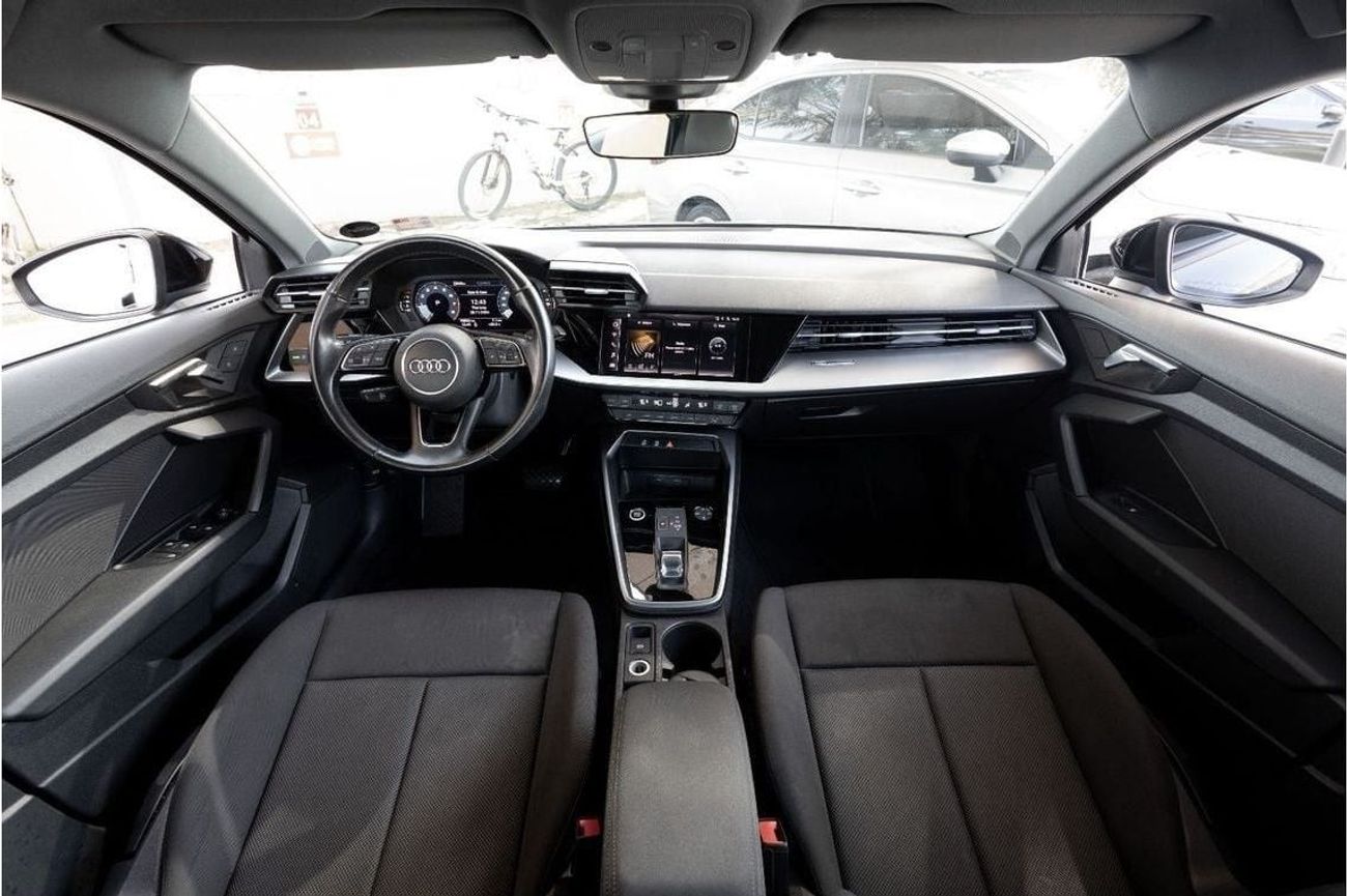 أودي A3 35 TFSI 1.4L Audi A3 35TFSI 2021 GCC under Warranty with Flexible Down-Payment.