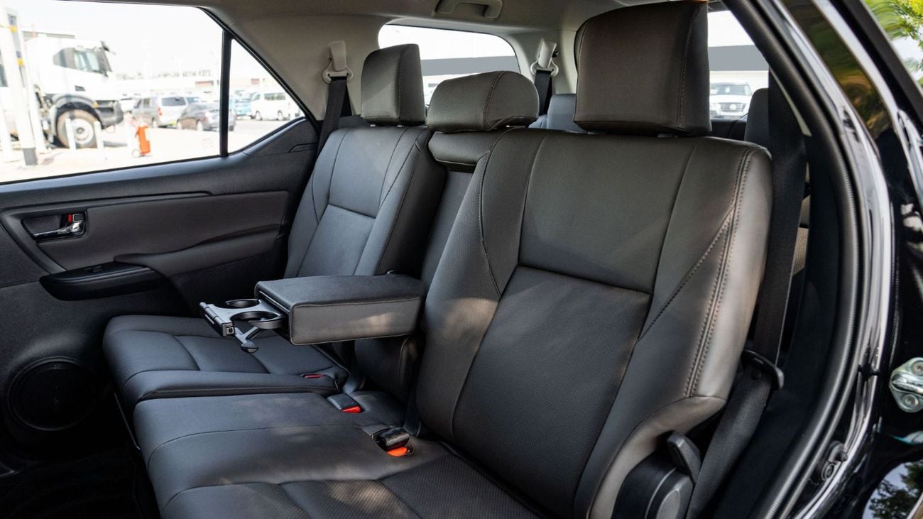 Toyota Fortuner GX2 2.7L 4WD