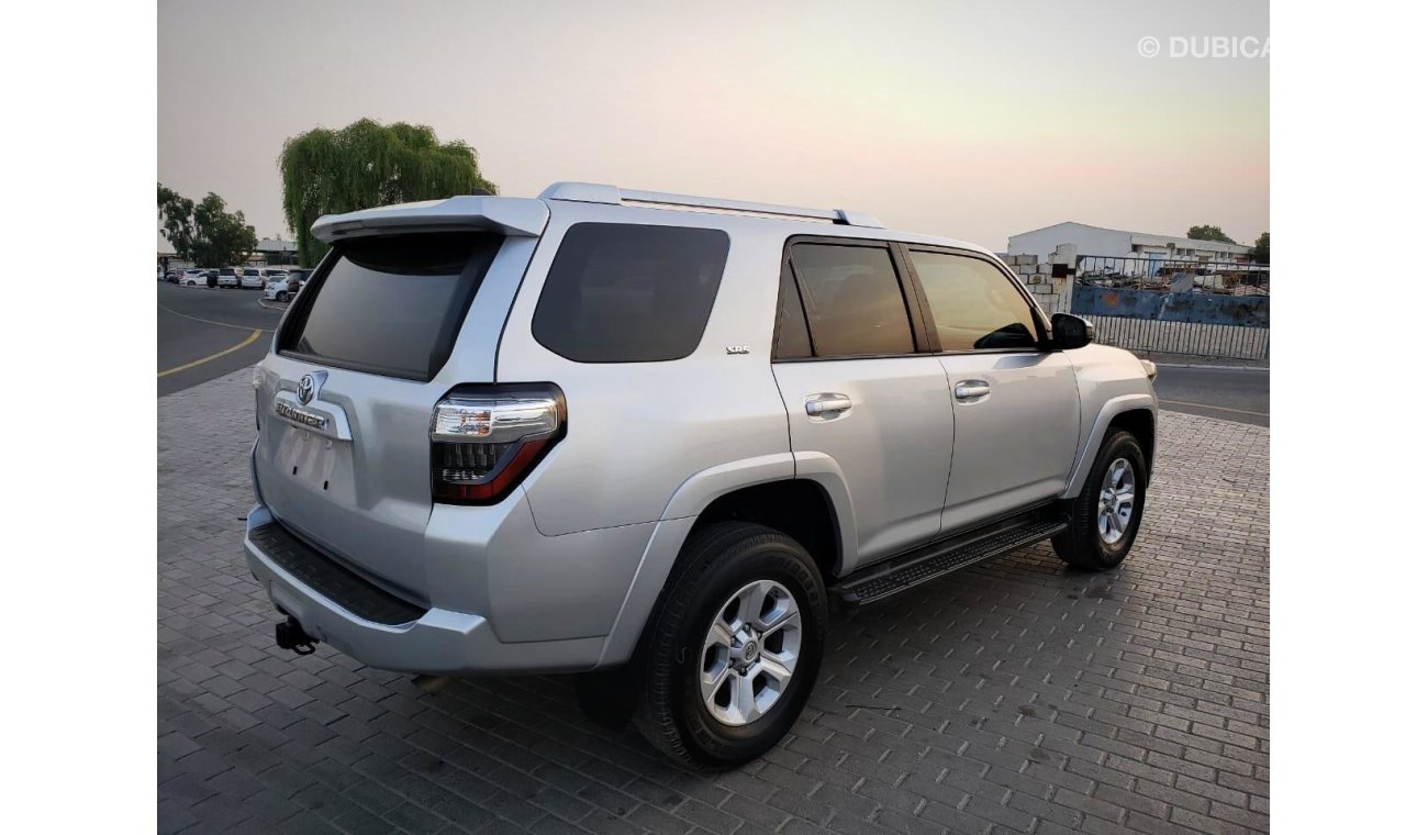 تويوتا 4Runner FULL OPTION CLEAN CAR