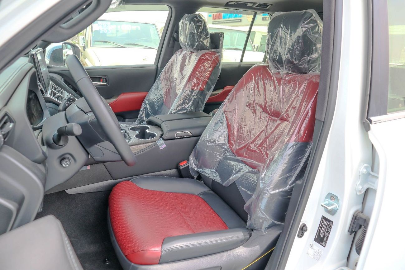 Toyota Land Cruiser VXR 3.5L Toyota Land Cruiser 300 Series (VJA300) VXR trim with the 3.5L