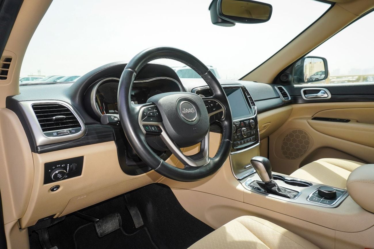 جيب جراند شيروكي LAREDO Limited 3.2L