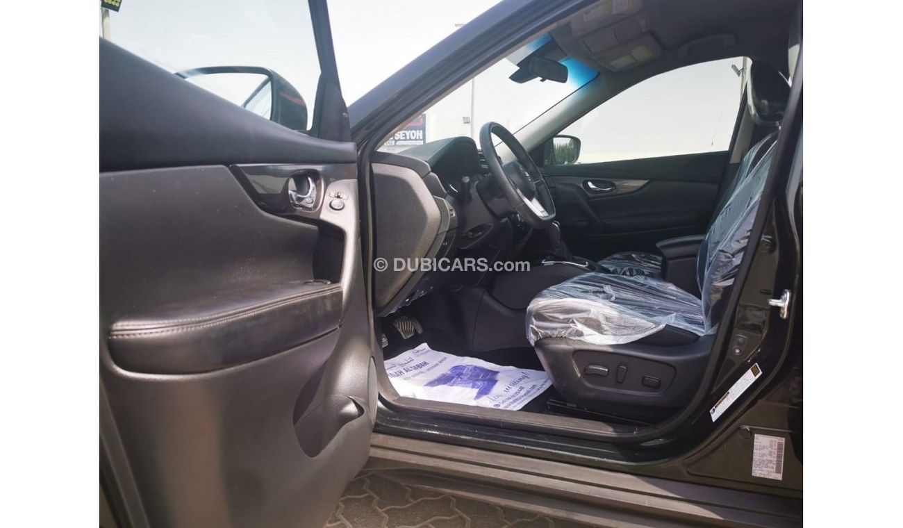 Nissan Rogue SV - AWD