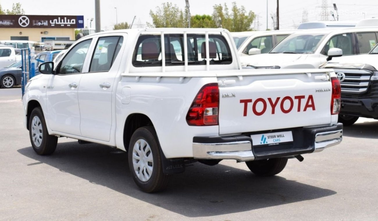 Toyota Hilux 2021 | DLX BASIC 4X2 PETROL FABRIC SEATS AND MT WITH GCC SPECS EXPORT ONLY