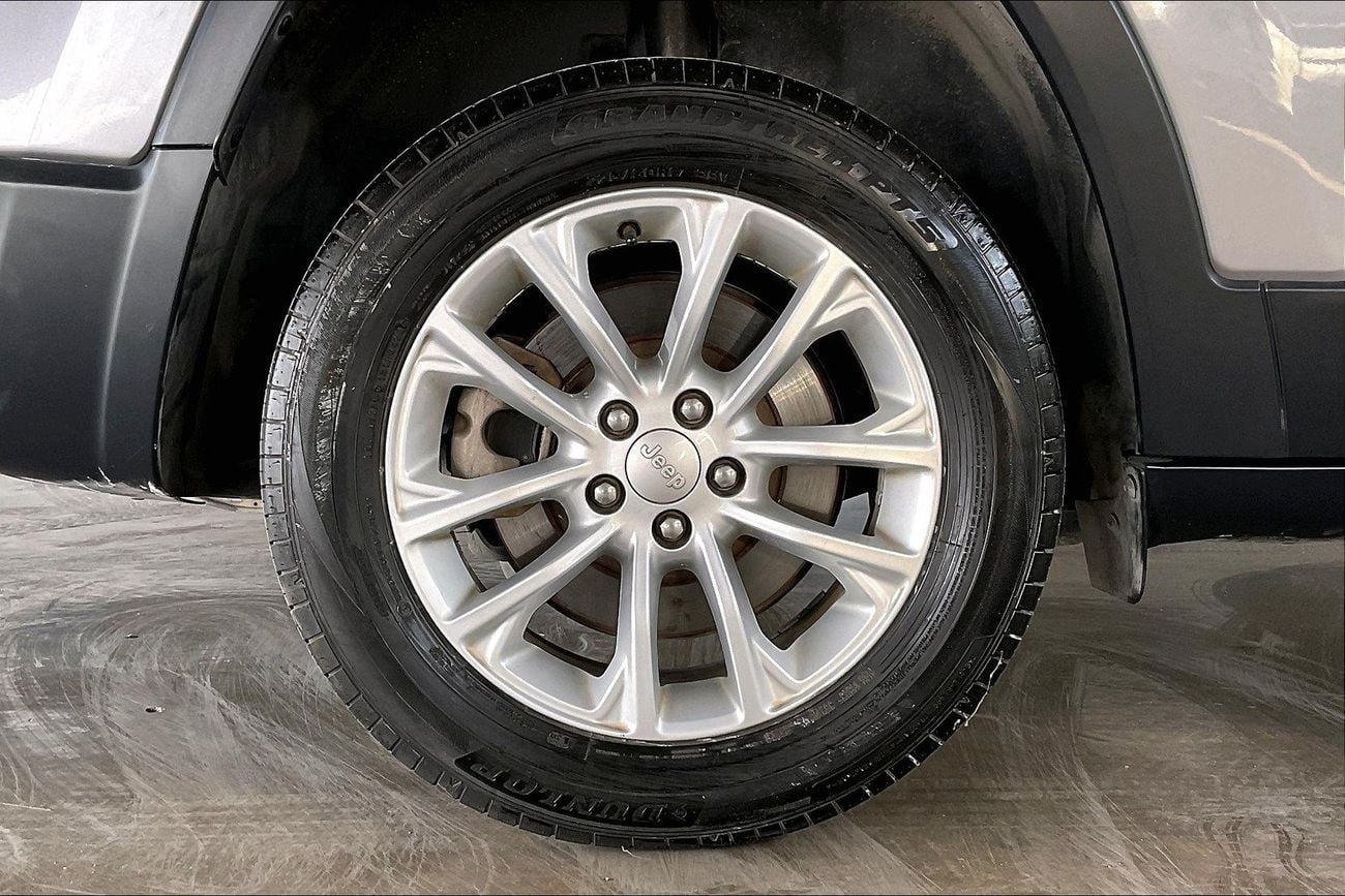 Jeep Cherokee 3.2 V6 SPORT FWD AUTO | Guaranteed Warranty | 0 Down Payment