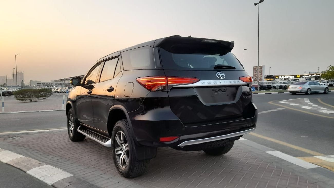 تويوتا فورتونر 4.0L VXR