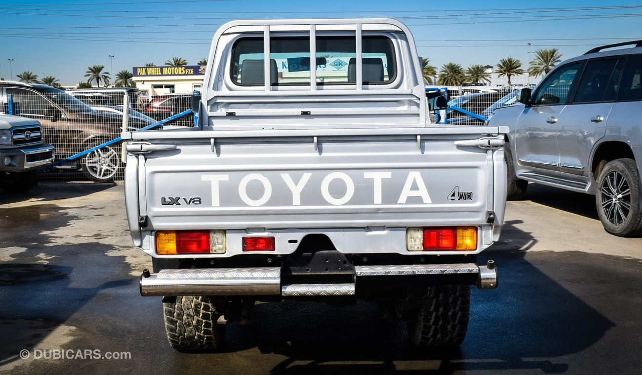Toyota Land Cruiser Pick Up right hand drive single cab pick up diesel manual for export