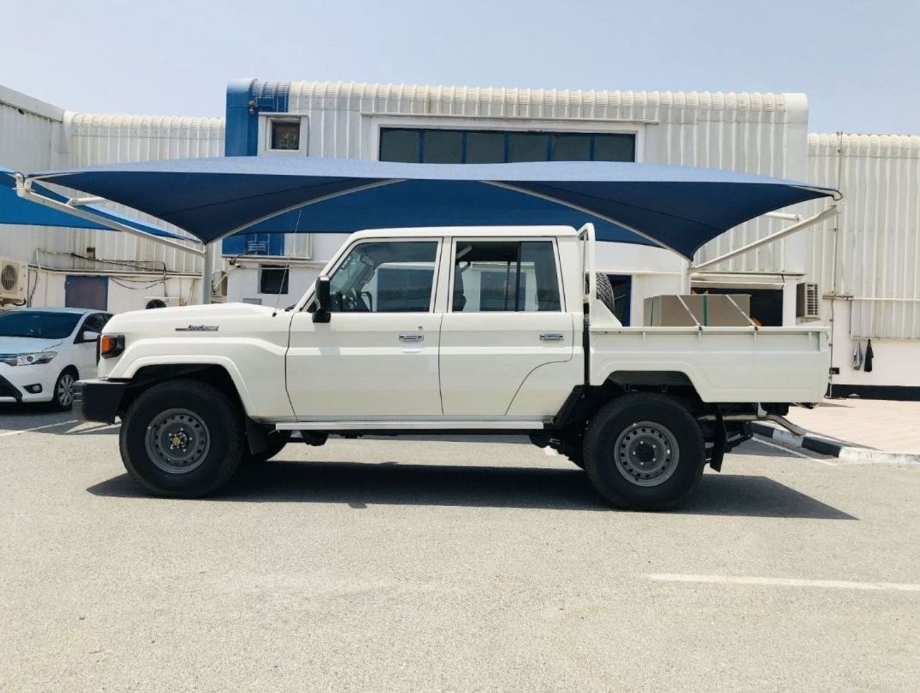 Toyota Land Cruiser Pick Up 79 V6 4.0L Petrol MY24 Brand New