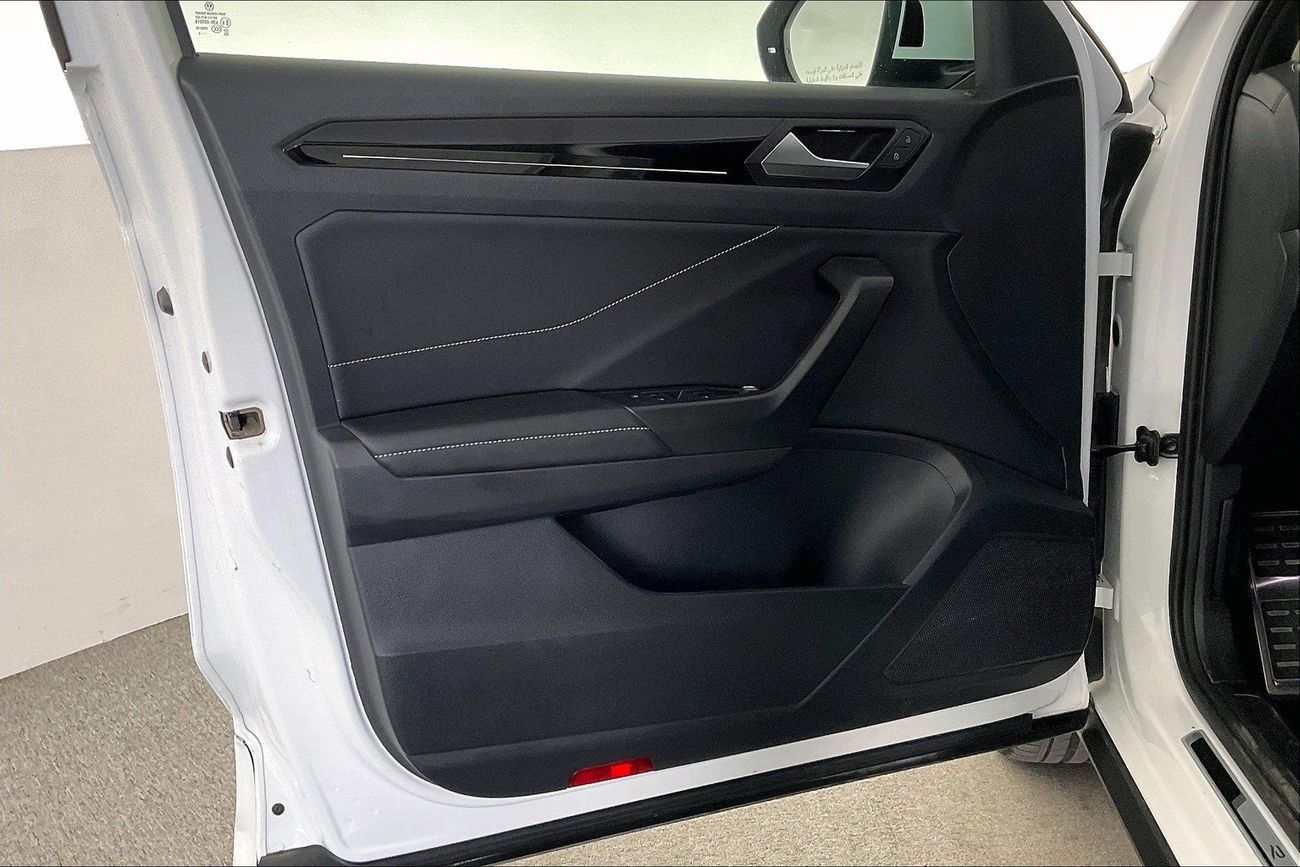 Volkswagen T ROC R-Line | Guaranteed Warranty | 0 Down Payment