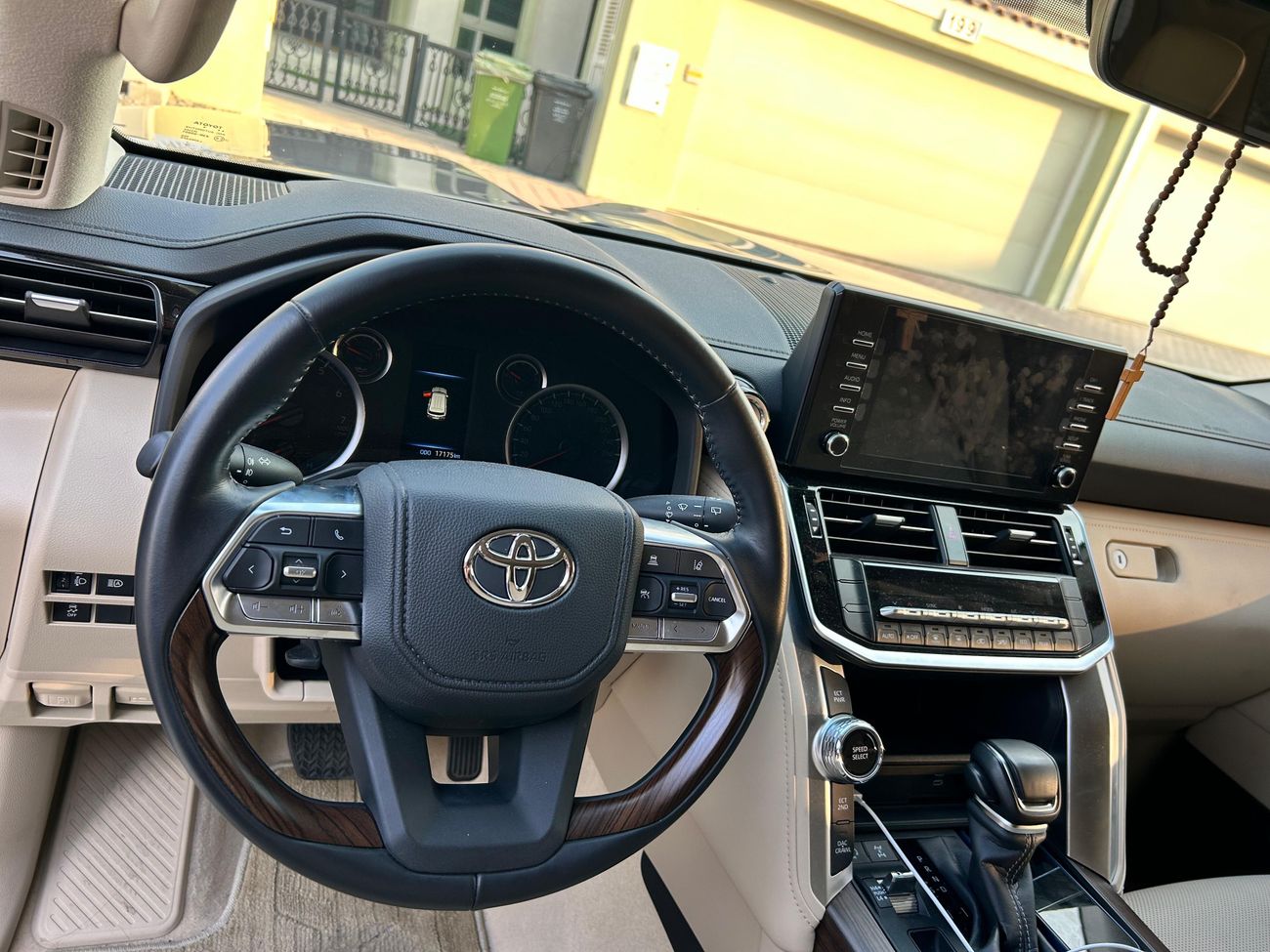 Toyota Land Cruiser GXR