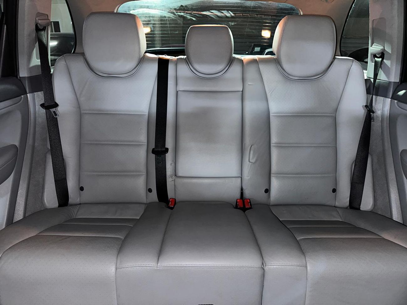 بورش كايان PORSCHE CAYENNE S 2006 | GREY LEATHER INTERIOR | JETT BLACK EXTERIOR | REAR CAMERA