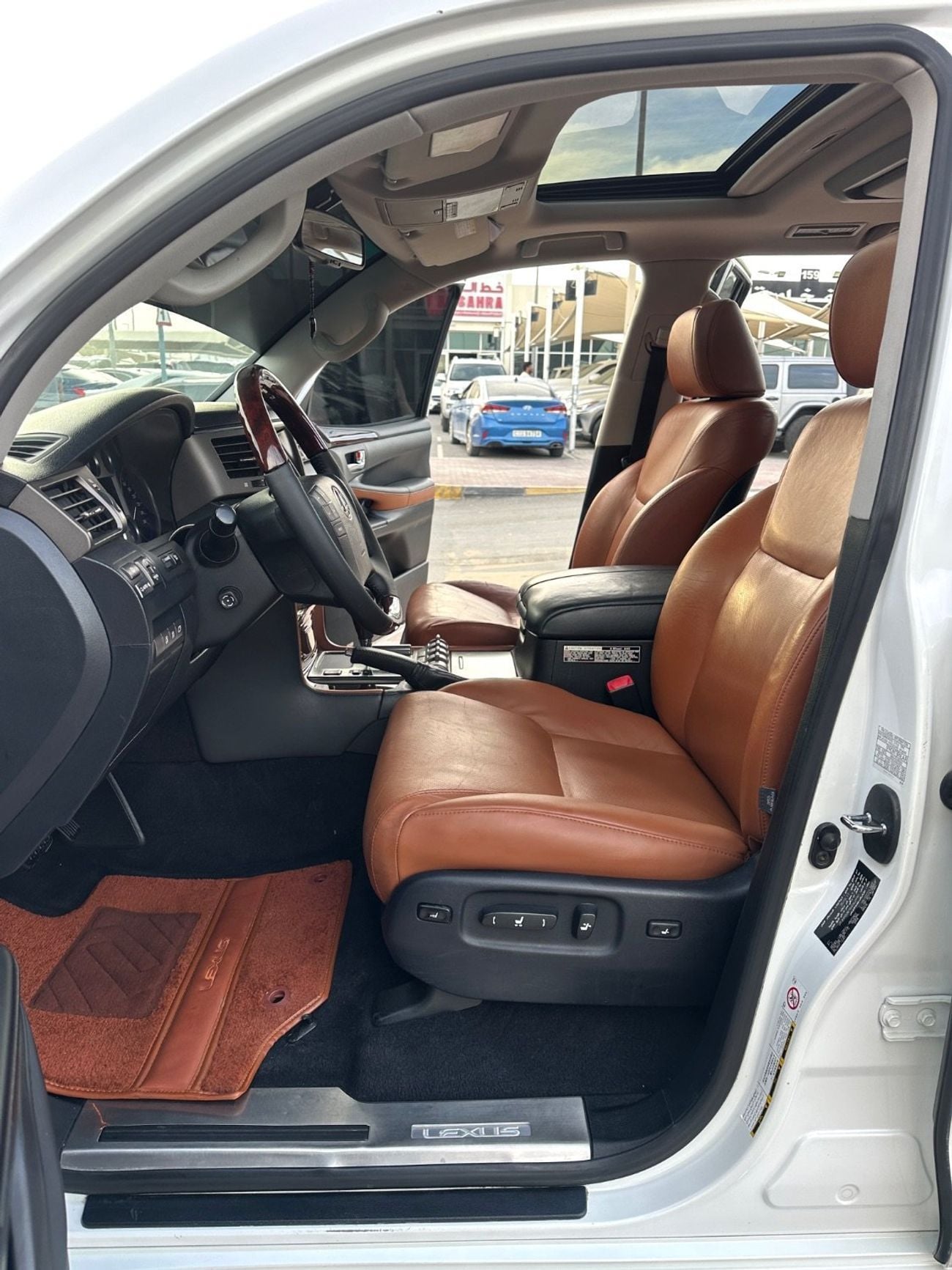 لكزس LX 570 TOP