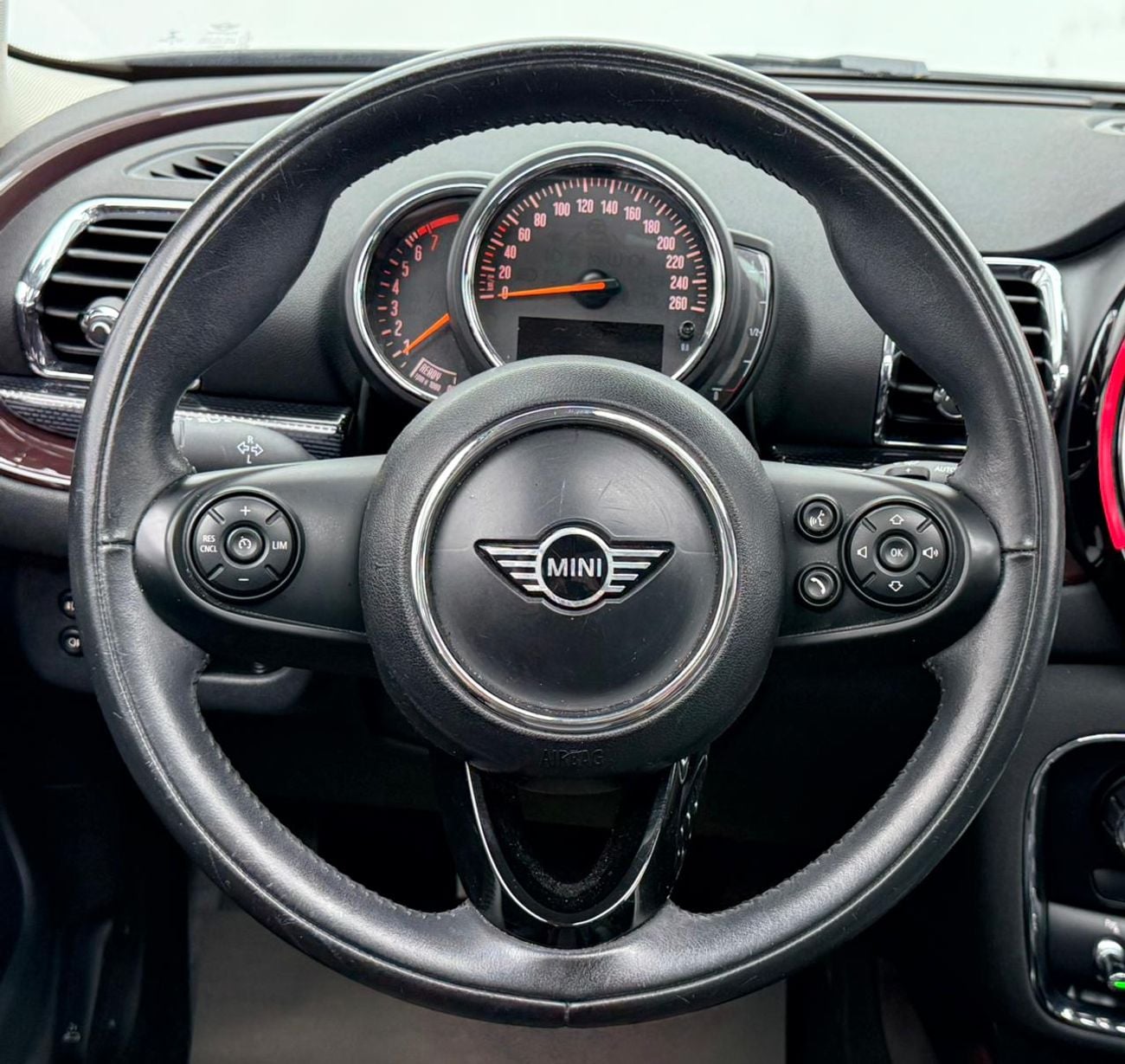 Mini Clubman COOPER 2018 MINI Clubman Cooper, Full MINI (AGMC) Service History, Fully Loaded, Excellent Condition