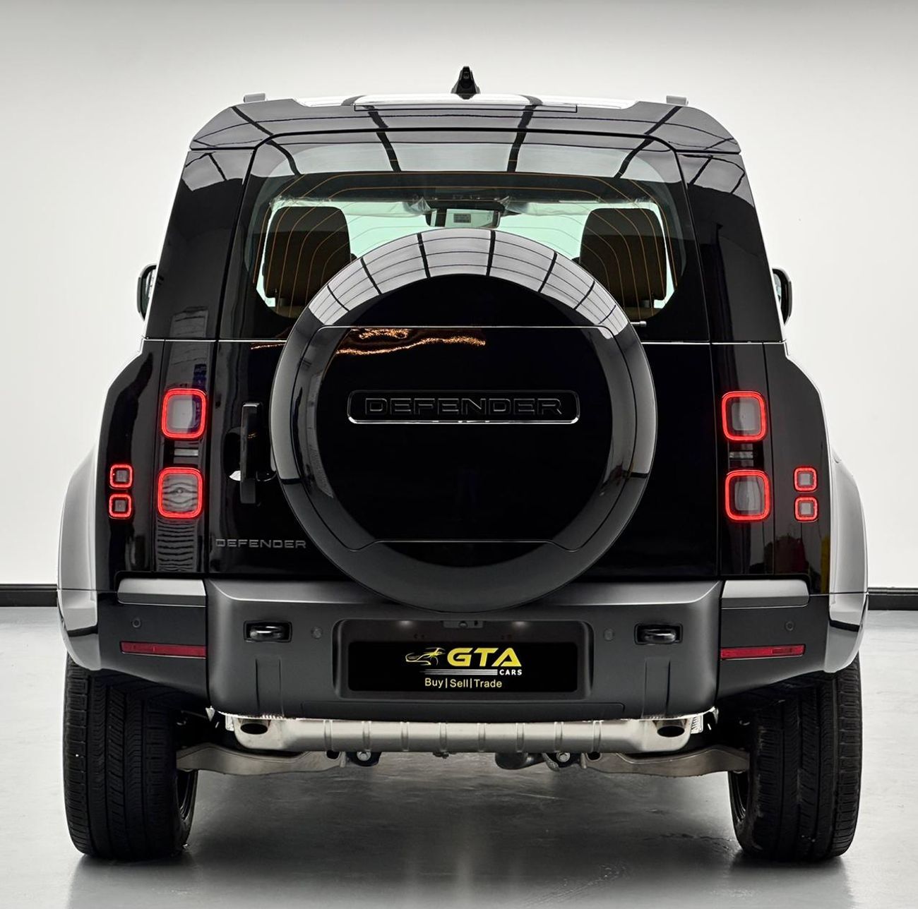 Land Rover Defender 2026 Land Rover Defender 110 HSE X-Dynamic P400, 5 Years Land Rover Warranty, Excellent Condition, G