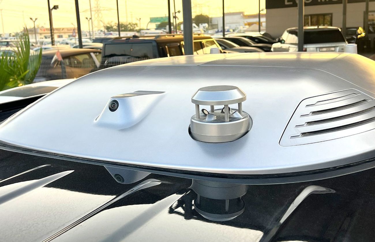 BYD Leopard 8 Smart and Brave Flagship Edition (7 Seats) Flagship Edition 7 Seats With Drone (EXPORT ONLY)