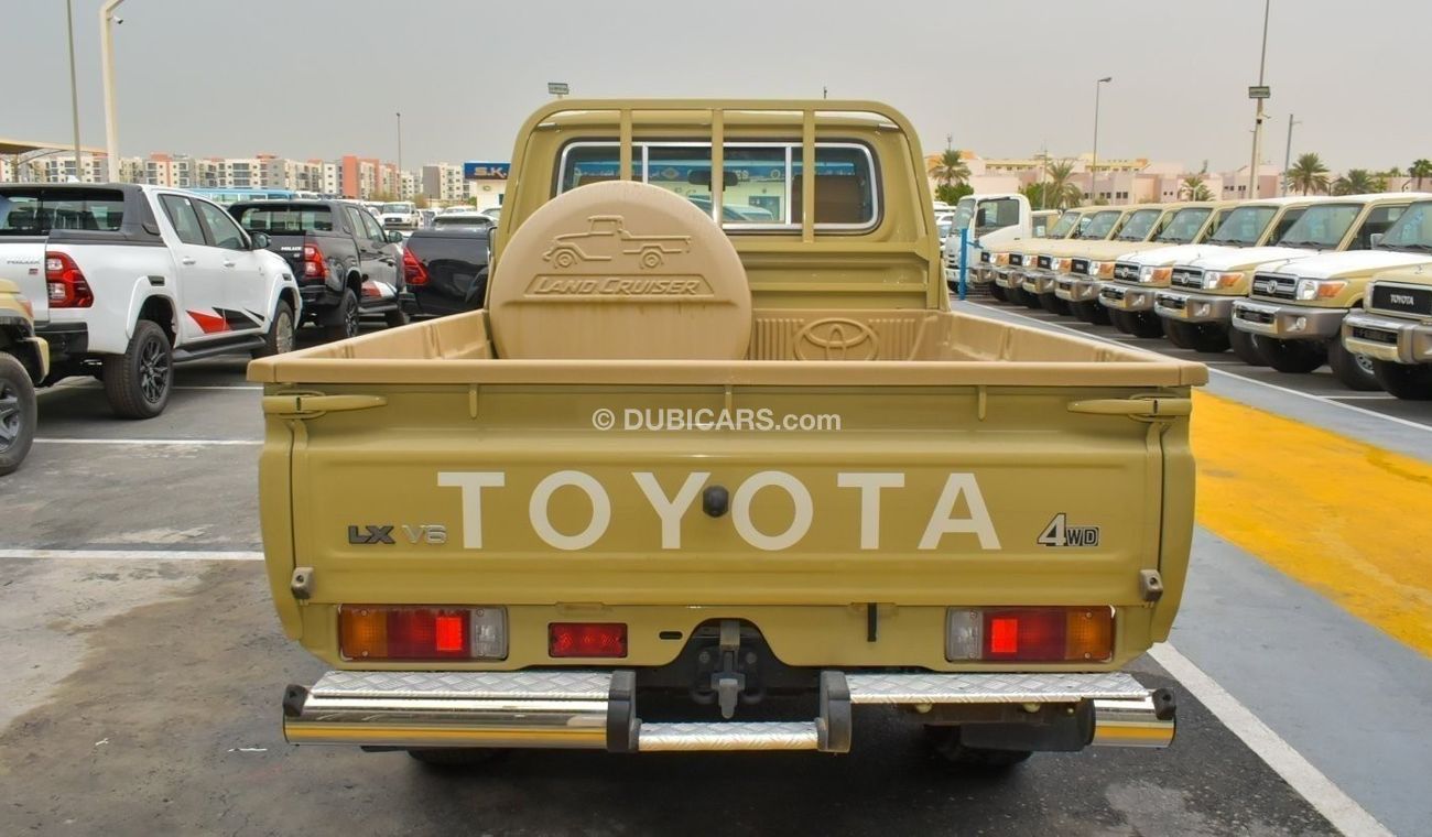 Toyota Land Cruiser Pick Up TOYOTA LAND RUISER PICK-UP LX 4.0L V6 (70TH ) 2022