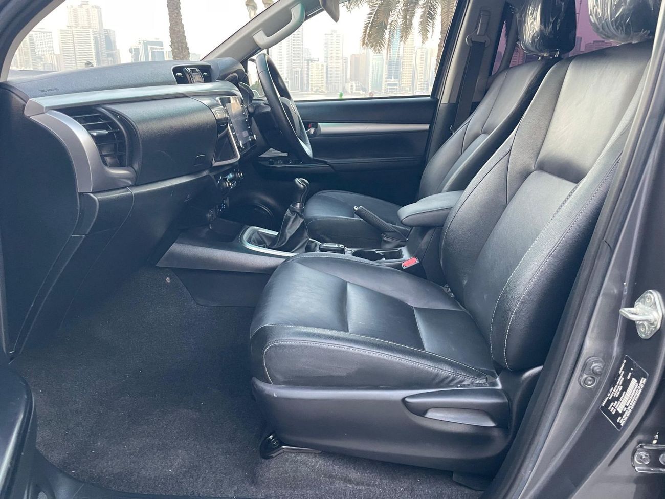 تويوتا هيلوكس Toyota Hilux SR5 full option export from Australia