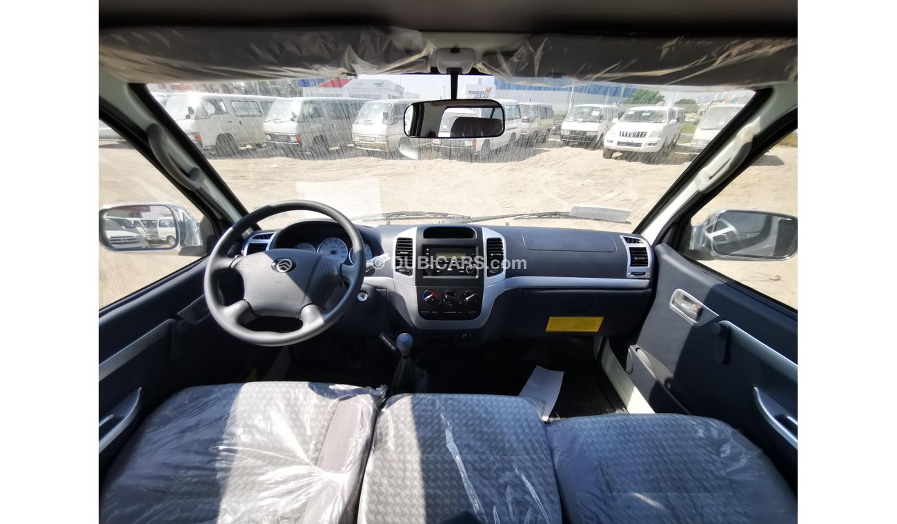 غولدن دراغون XML6502E 2.2L, M/T, 15' Tyre, Key Start, Xenon Headlight, CODE-GDW20